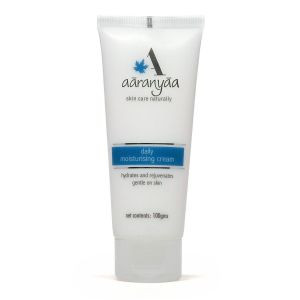 Крем дневной увлажняющий для нормальной кожи Ааранья (Daily Moisturising Cream Aaranyaa), 100 г.