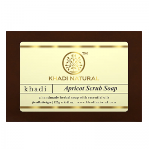 Глицериновое мыло-скраб ручной работы с абрикосовыми косточками Кхади Натурал (Apricot scrub soap Khadi Natural), 125 г.
