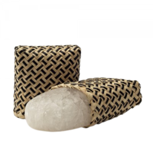 Кристалл в футляре из пальмы Пандан Tawas Crystal, 70 г.