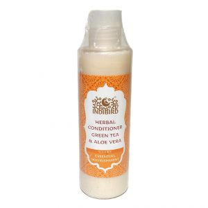 Кондиционер для волос травяной Зеленый чай и Алоэ вера Индиберд (Green Tea & Aloe Vera Herbal Conditioner Indibird), 200 мл.